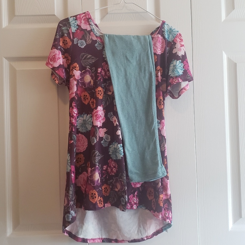 Lularoe Outfit Classic T and Leggings